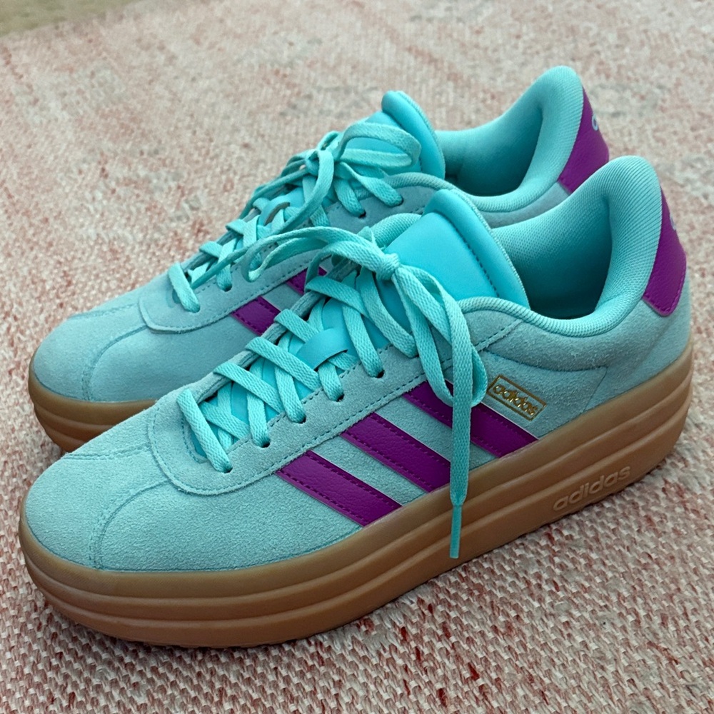 Adidas Women's Aqua and Magenta Sneakers